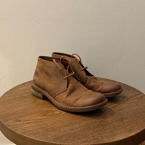 Born Men's Brown Leather Chukka Boots